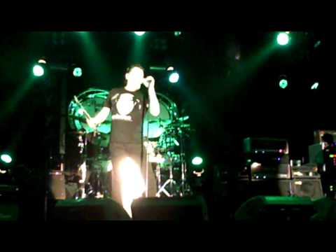 Golden Earring - Back Home at Ahoy 20 feb 2010 [HD]