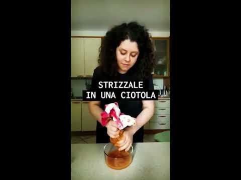 TORTA CAROTE E MANDORLE