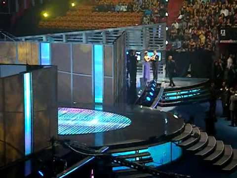 WISIN & YANDEL- WIN A AWARD