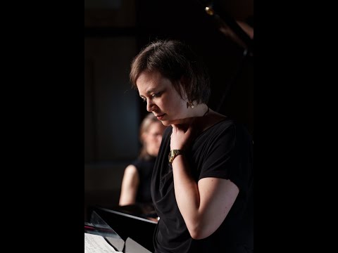 Pia Viola Buchert & Tatjana Dravenau: Eisnacht