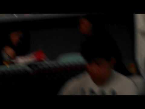 Orang kesakitan saat di pijit