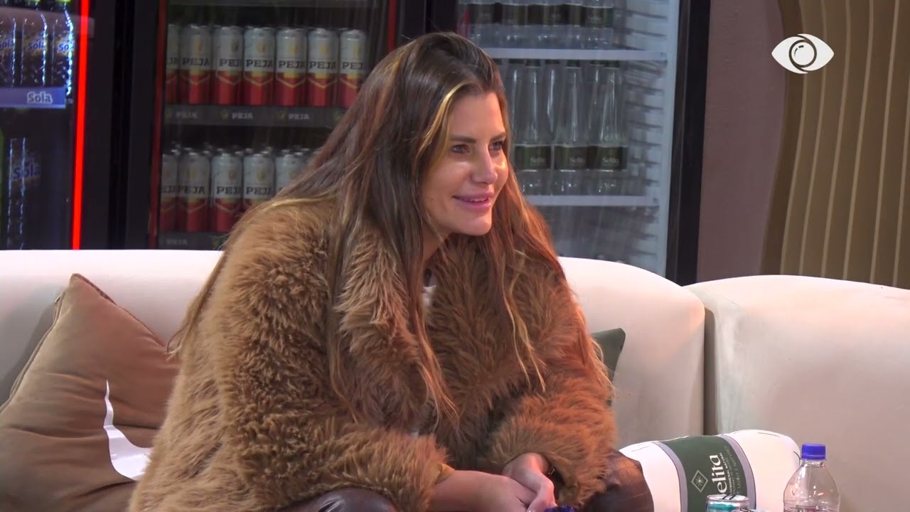 “I shikon mesazhet vetë ti…”/ Laerti-Valbonës gjatë diskutimit: Çfarë ke për t’i thënë team Valës…