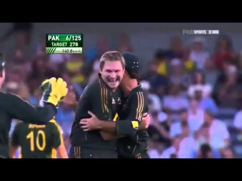 Ryan Harris 5-19 4th ODI at Perth 29th Jan 2010