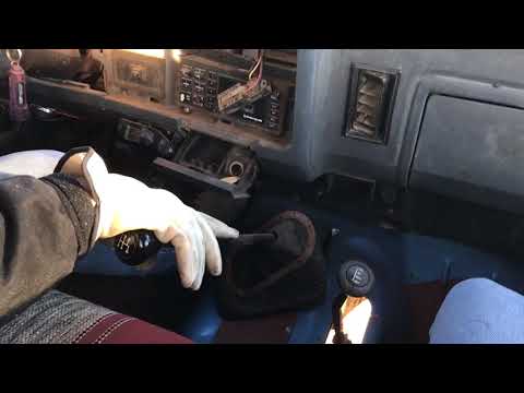 "The Hand" Shifting Getrag G360 like a pro.