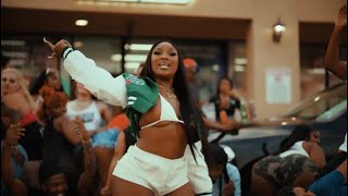 Erica Banks - Poppin Or Not (Official Music Video)