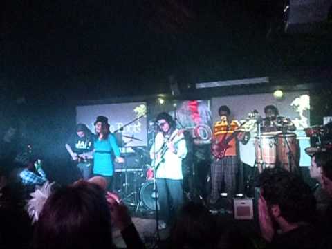 La Negra Roots   Fire in your mind