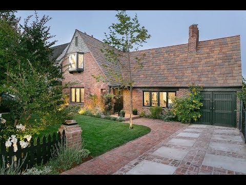 520 S. Norton Ave. 90020 - Windsor Square Beauty