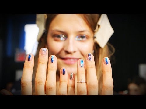 ICB by Prabal Gurung's '90s Raver Girl Makeup and Nails | Fashion Week Spring 2014