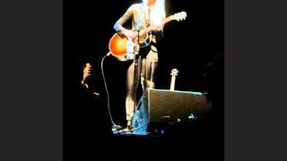 Tina Dickow - Glow live