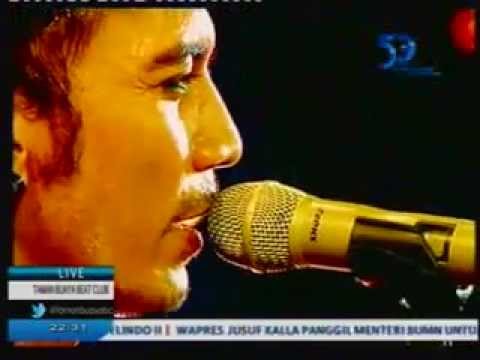 BOOMERANG - Tetap Berdiri  & Embun Pagi (Taman Buaya Beat Club - TVRI) 3/5
