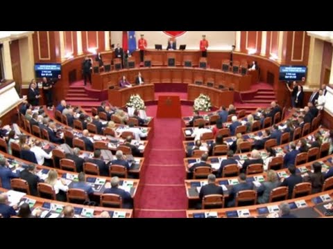 PARLAMENTI mbaron me SHERRE dhe DEBATE/ AKUZA të FORTA nga PS-PD