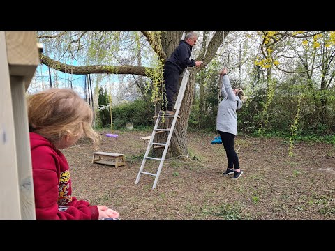 SPA'EN BLIVER OPVARMET🌊VI HÆNGER EN NY GYNGE OP🎡🌳😃