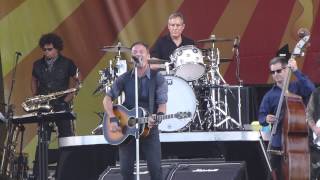 Bruce Springsteen singing &quot; Jesse James&quot; at 2014 New Orleans Jazz &amp; Heritage Festival