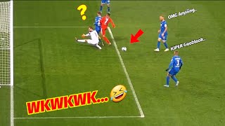 Download lagu Lucu Bikin Ngakak Pertandingan Sepak Bola Paling Lucu Terbaru Bikin Sakit Perut mp3