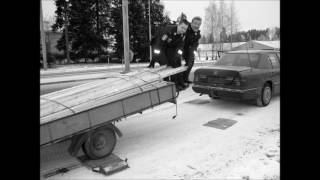 Alivaltiosihteeri - Tyhmyydestä sakotetaan