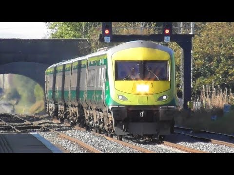 Irish Rail Mark 4 Intercity Train and 201 Class Loco - Kildare Station