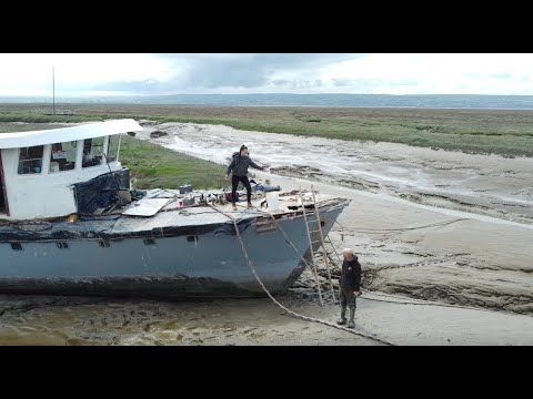Ep 124 - Stripping Down The Bow For Major Repairs - Windlass Removal #boatrestoration