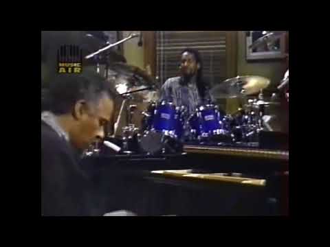 Joe Sample - Spellbound (Sunday Night w/ David Sanborn)