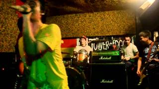 Sink or Swim - Chicosci (Live @ Sazi&#39;s Bar)