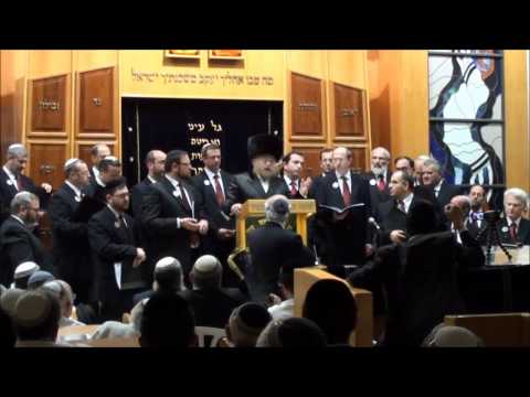 Cantor Chaim Adler Sings Lo Lemhaneinu  Modzitz