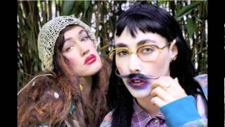 CocoRosie - The Moon Asked The Crow (Live Studio Session)
