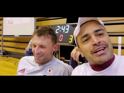 Romeno que fala português.