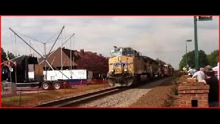 preview picture of video 'Trains at Hickory; Union Pacific!'
