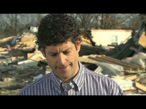CNN: 2012 Tornado volunteer experiencing survivors guilt