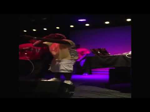 Jemini the gifted one...DJANGO CHANT live performance