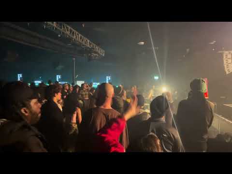 Aba Shanti-I playing TNT Roots - Anthem [90s Dubplate] @ EartH 30/12/23