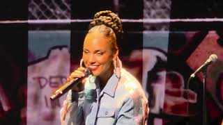 Alicia Keys and Tank perform "I Can't Make You Love Me" by Bonnie Raitt