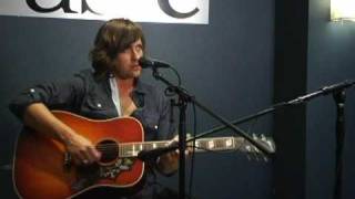 Rhett Miller &quot;Sometimes&quot; live at Paste