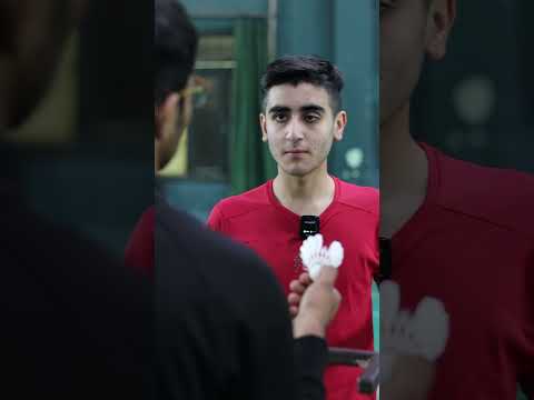 baccho ki shuttle jaldi kharab kyon? 😂😅🏸 #badminton #shorts #youtubeshorts