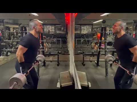 Barbell Curls 50kg #Biceps #gym #workout 