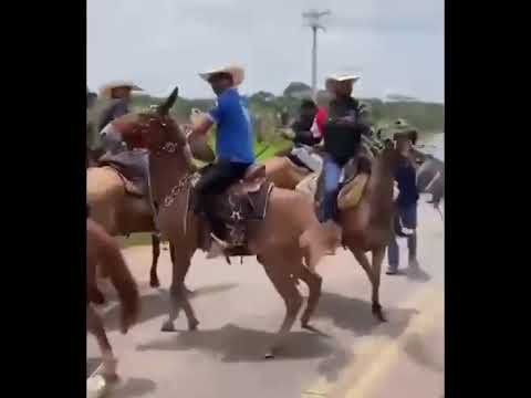 Tumulto entre cavaleiros na Cavalgada da Vila 1º de Março em São João do Araguaia