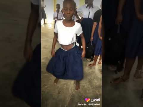 Miuno Feni, mwanafunzi akicheza nyimbo ya Ali Kiba #love #africa #video #dancevideo #dance #music