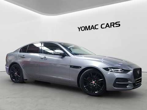 JAGUAR XE CHEQUERED FLAG EDITION 2020 - Image 2