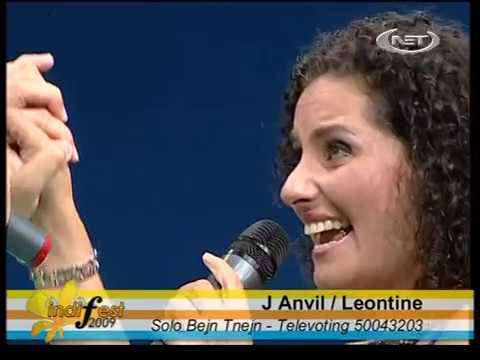 Janvil & Leontine Camilleri - Solo Bejn Tnejn on Indifest 2009