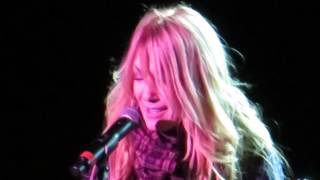 Heart (Nancy Wilson) I Need You To Turn To   (Elton John cover)