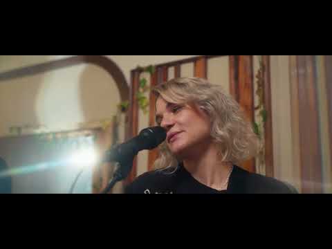 AVEC - Under Water (live at Zonkey Studios)