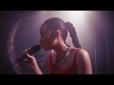 Video thumbnail for Astronaut (Apple Music London Sessions)