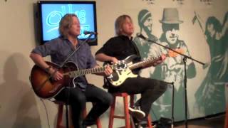 Matthew &amp; Gunnar Nelson perform &quot;Just Once More&quot;