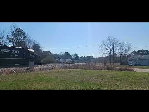 NS NV02 crosses hoover ave