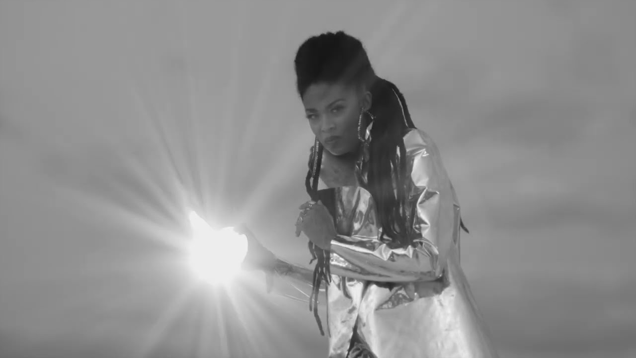 Valerie June - Stardust Scattering