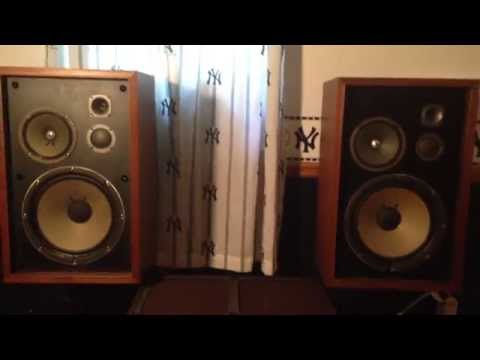 Rare! Akai SW-161 Vintage Speakers (without grills)