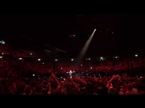 U2 - 13 (There Is A Light) / Intro, Berlin - Mercedes - Benz Arena, 31.08.2018.