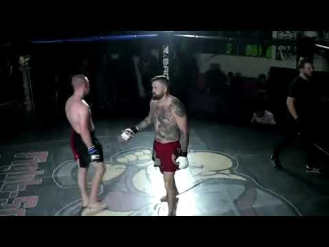 Dan Tempest vs Jake Watkins - Risk Fight League 2