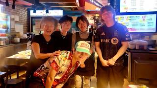 Download lagu Watch These LA KBBQ Owners React to G-Dragon Surprise Visit - You Can't Afford to Miss This! mp3
