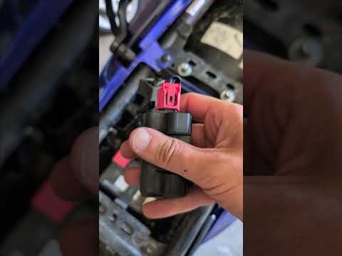Tenere 700 Finding the OBD2 Port & Checking Engine Codes! #howto #yamaha #tenere700 #diagnostics