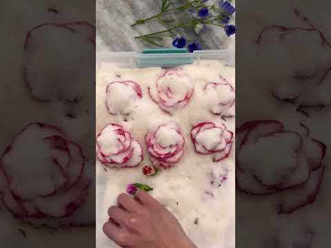 Part of a video titled Drying Flowers in Silica Gel for Resin Preservation (Beginner Tutorial Step